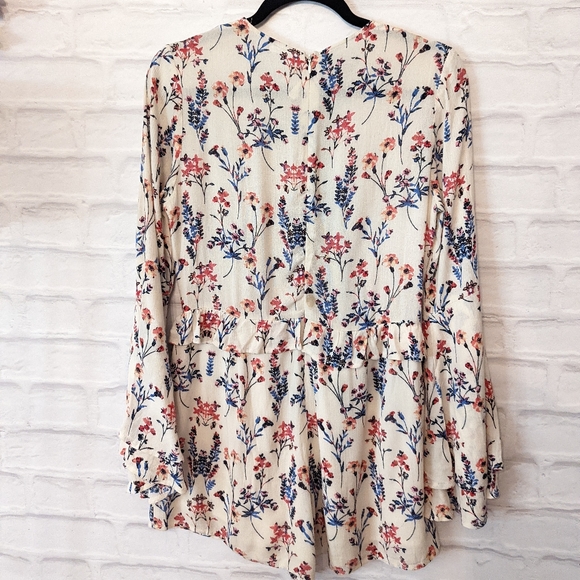 Honey Punch Romper - Picture 4 of 7